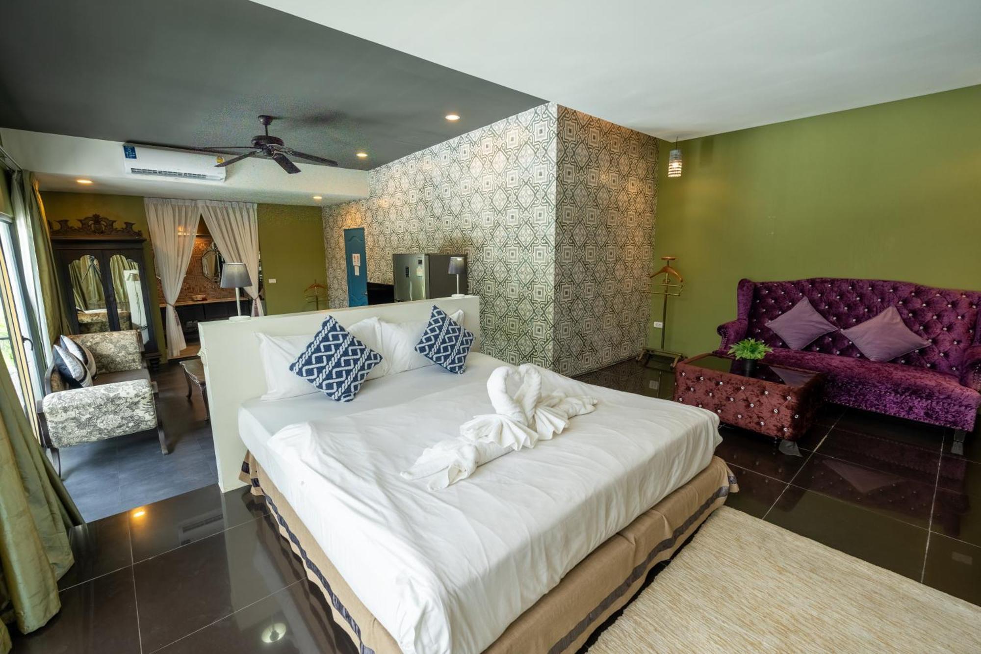 See Sea Villa Hotel Patong Esterno foto