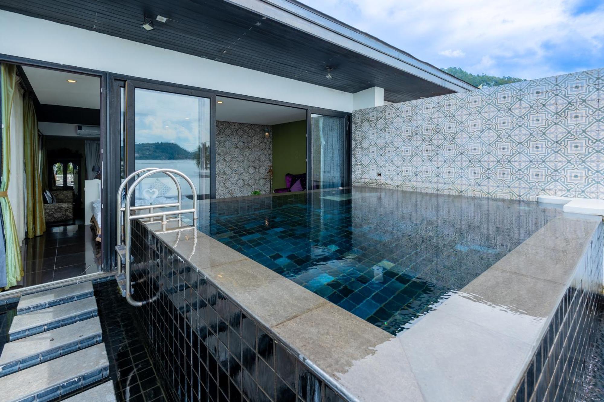 See Sea Villa Hotel Patong Esterno foto