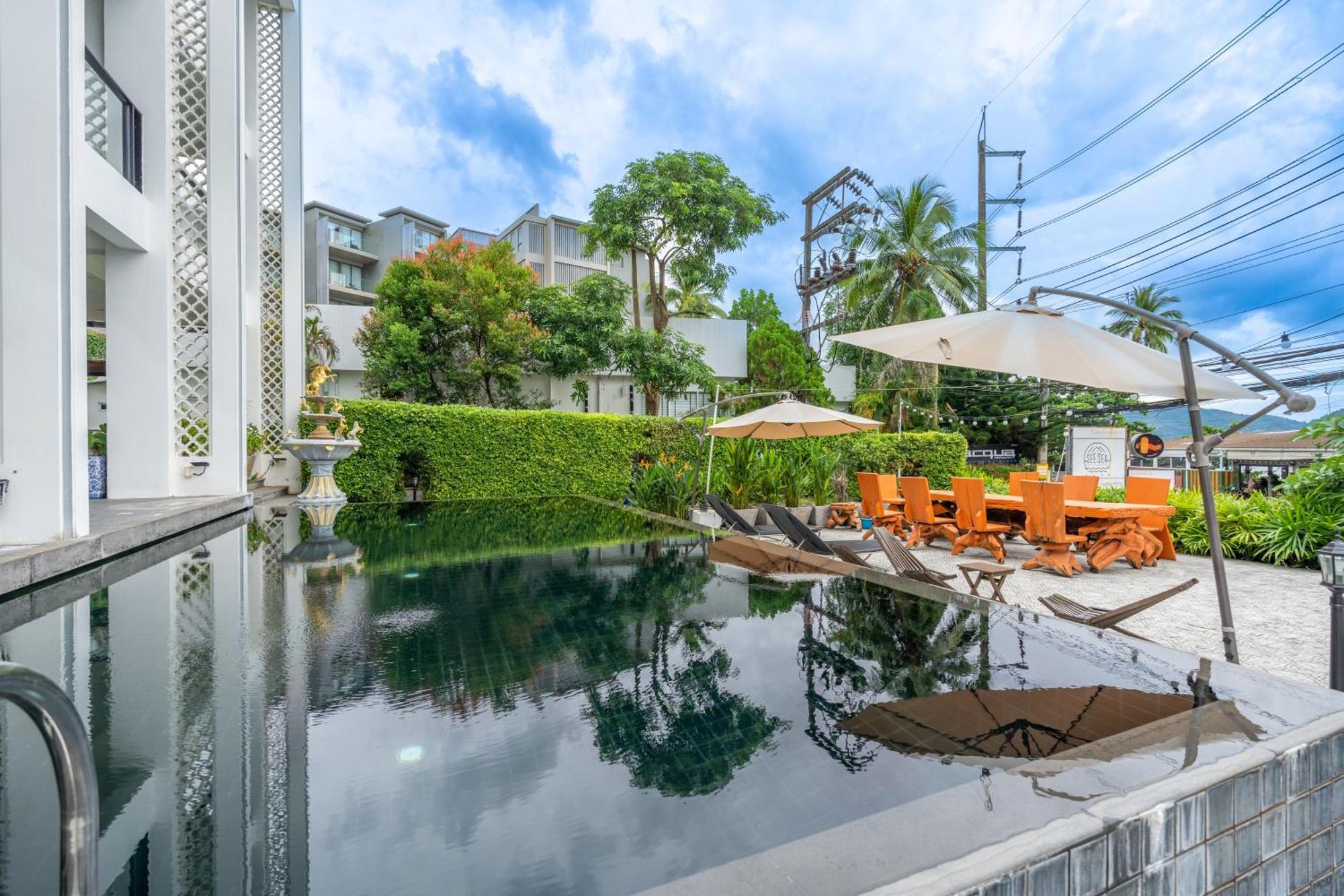 See Sea Villa Hotel Patong Esterno foto