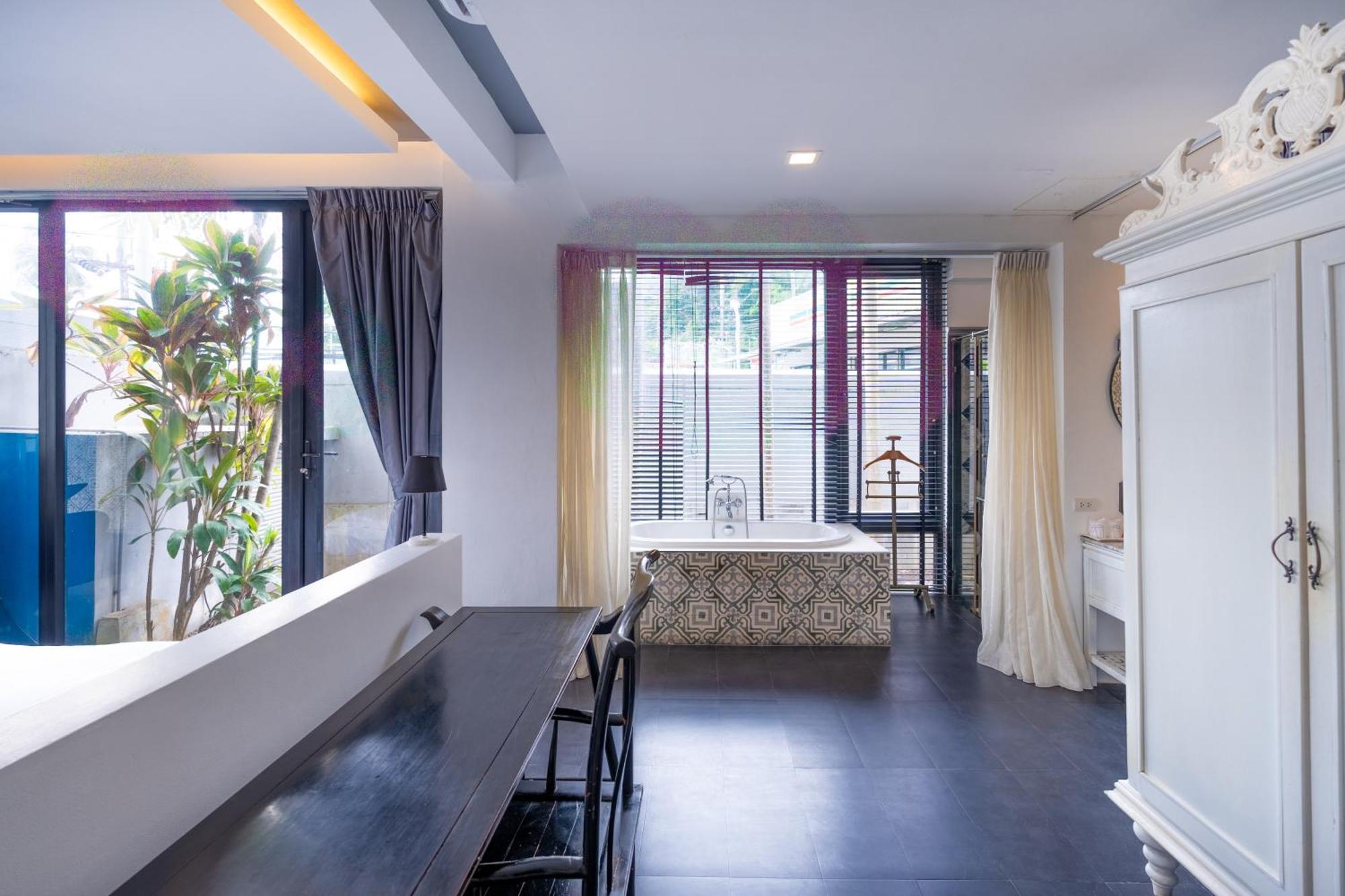 See Sea Villa Hotel Patong Esterno foto